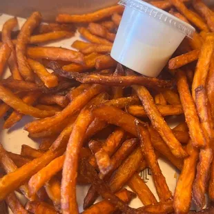 This is a $10 order of &quot;shareable&quot; fries?
