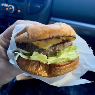 Single Cheeseburger- all the way add pickle