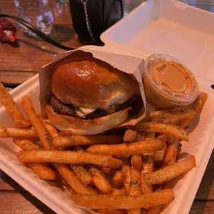 Cheeseburger, Lucky Fries, Famous Sauce