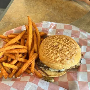 AMAZING locally sourced burger joint!