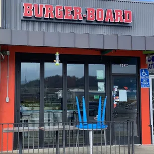 the front of a restaurant