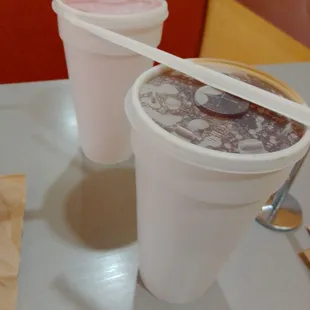 Medium drinks with crushed ice