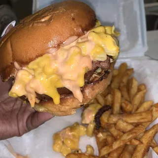 Mac and Cheese Burger