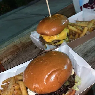 Double Cheeseburger