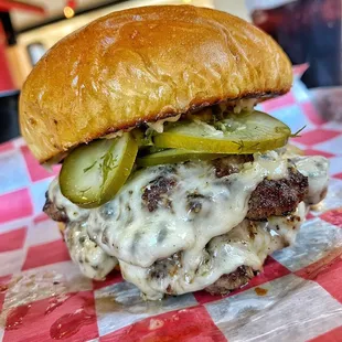 House Burger IG: @bettyeatsthecity