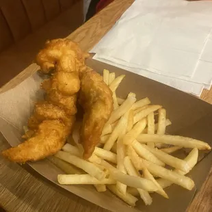 Tenders and fries - kids meal