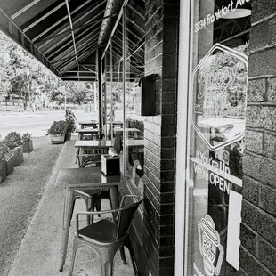 Burger Girl patio area