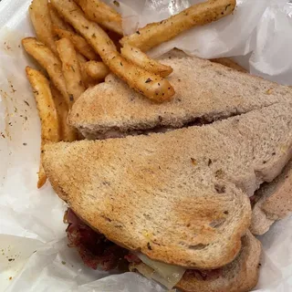 Classic Reuben Sandwich