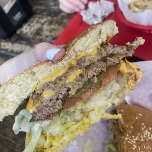 Double cheeseburger