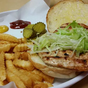 Grilled chicken sandwich