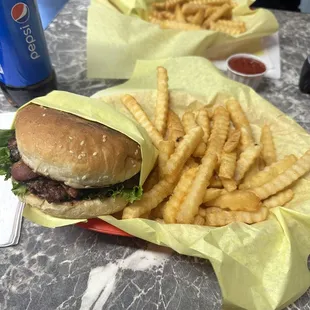 Bacon Cheeseburger Fresh Jalapeno Small Fries