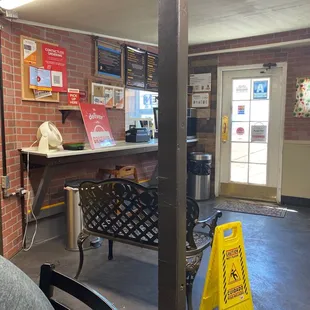 This place is small, if your looking for great burgers this is the spot as great prices as well. Well affordable if your on a budget.