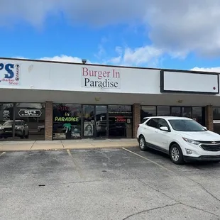 the outside of the restaurant