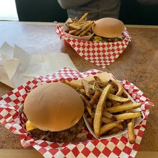 Cheeseburger and Island Burger Combos