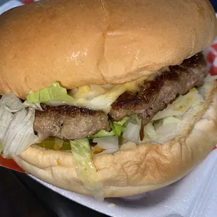 BLAND Turkey burger