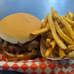 1/2lb Jungle Burger with Fries
