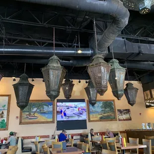 Style lamps building with pictures