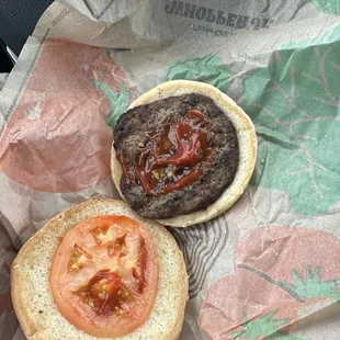 See nothing on there lol, I asked for no onions or mayo and they took everything else off too