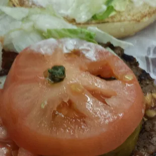 NO PRIDE!!! This is the tomato that was on my burger. You will never convince me that they didn&apos;t notice.