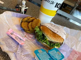 Carl's Jr