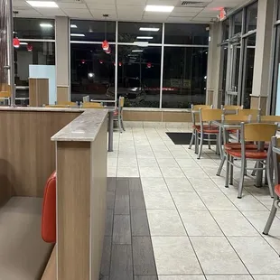 Dining area was very clean