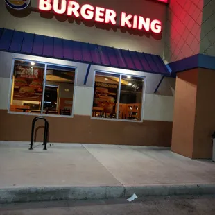 Chairs up doors lock maybe 8 is the closing time.