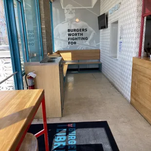 sushi and sashimi, interior