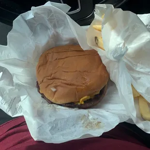 Cheeseburger combo all the way