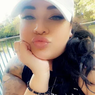 Victoria L.
