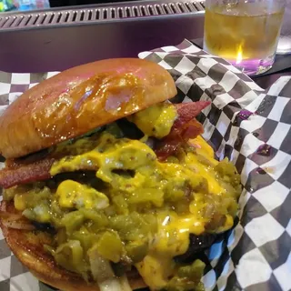 GREEN CHILE BURGER