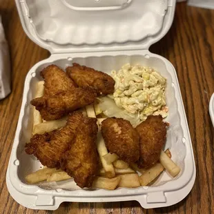 Chicken wings with Mac n subbed the rice for fries.