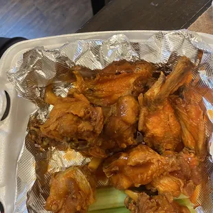 fried chicken, chicken wings, bbq wings, chicken wings and fried chicken, fried chicken wings, chicken, poultry, food, bbq chicken