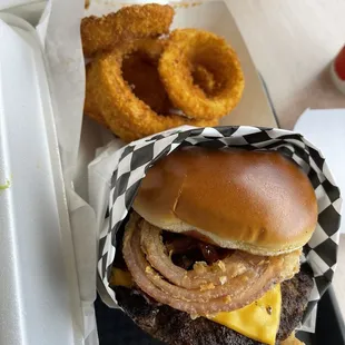 Cowboy Cheeseburger Onion Rings