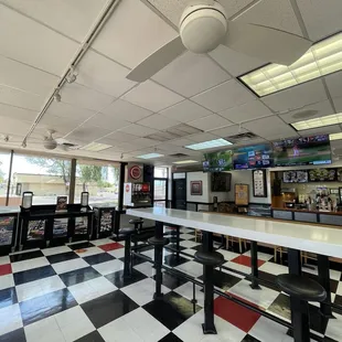 sushi and sashimi, interior