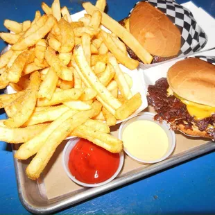 schmurgers + fries with ketchup and delicious mustardy mystery sauce