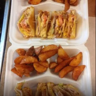 Club sandwich with tater babies
