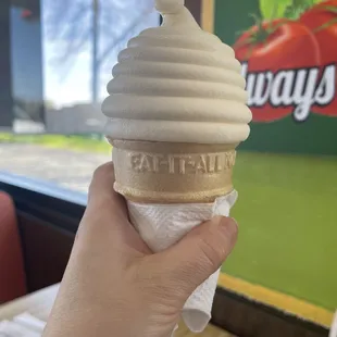 Vanilla ice cream cone