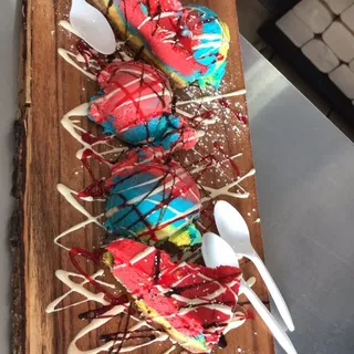 Superman cheesecake