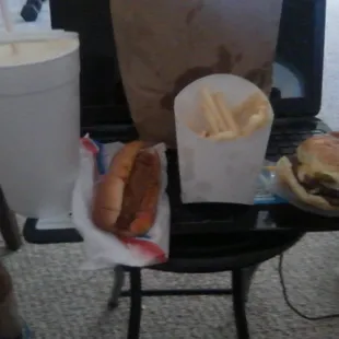 Pre game show and tell. OH NO! You cut off me cheeseburg-