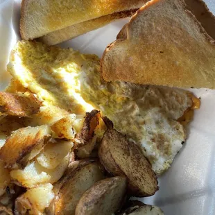 Cheese Omelette with home Fries