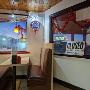 a closed sign in the window