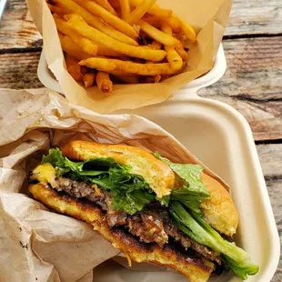 Classic Cheeseburger &amp; fries