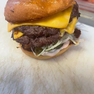 Double burger fresh Harris Ranch patties