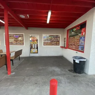 Outdoor covered seating