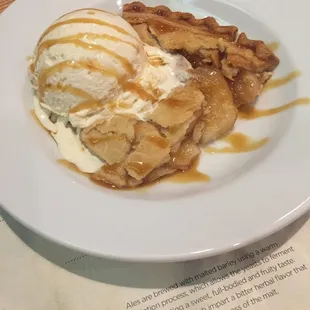 Apple Crumb "sweet jar"...aka an Apple pie