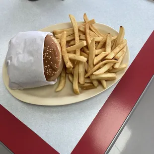 Hamburger with fries