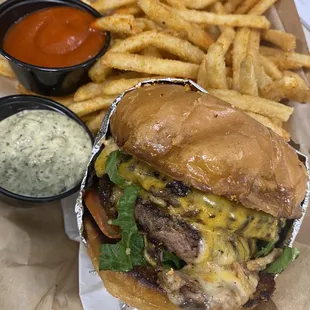 Duece Duece Burger w/ Reggae Fries