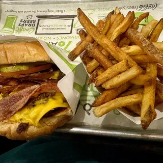 ULTIMATE BACON CHEESEBURGER