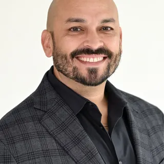 Luis J.