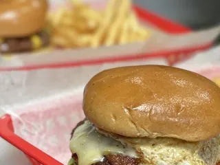 Burgers & Brats